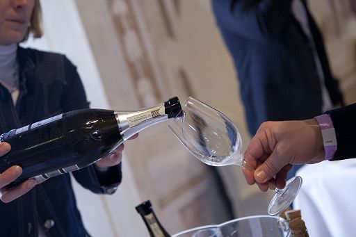 Coldiretti-Divulga: per 84% degli italiani il vino fa bene a salute