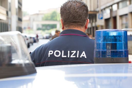 Mattarella: la polizia incarna i principi della Costituzione