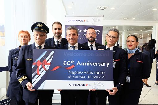 Air France festeggia i 60 anni del volo Napoli-Parigi