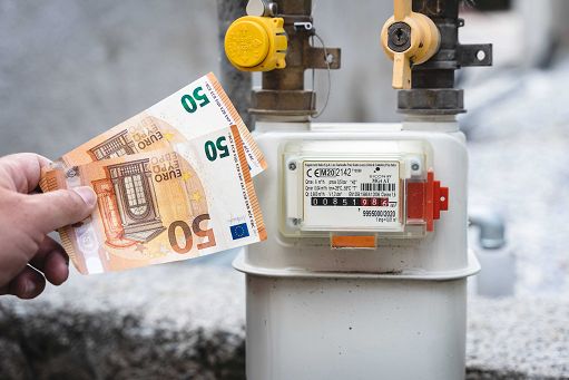 Energia, Confcommercio: dal pre-crisi bolletta gas è ancora +116%