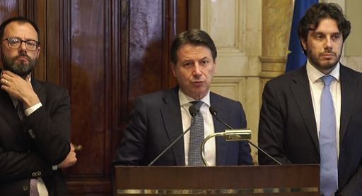 Riforme, il primo confronto di Meloni è con Conte. Il leader M5S: serve una commissione bicamerale ad hoc