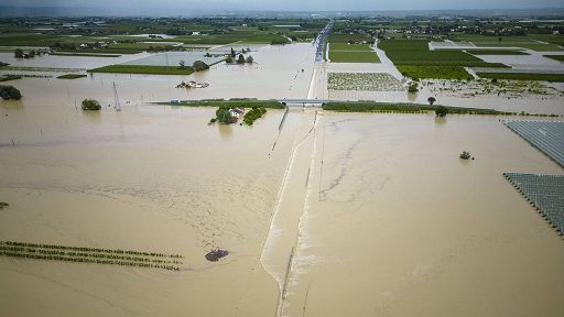 Maltempo, su A14 tra Faenza e Forli si circola fino alle 21