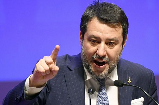 Ue, Salvini parla con Le Pen: maggioranza centrodestra senza veti