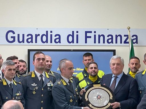 Albania, Tajani a militari Gdf: “L’Italia vi è riconoscente”