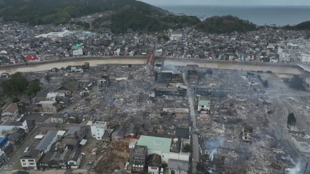 Almeno 30 morti per sisma in Giappone, revocato allarme tsunami