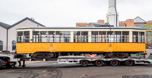 Milano, tram del 1928 in collezione del museo della Scienza