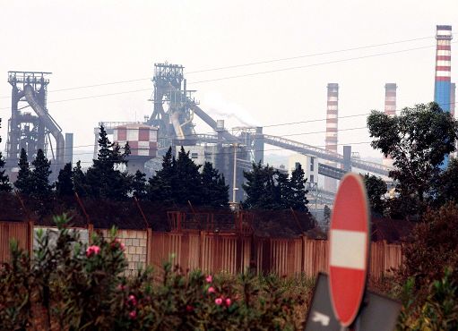 Ex Ilva, il governo propone l’aumento di capitale. No di ArcelorMittal