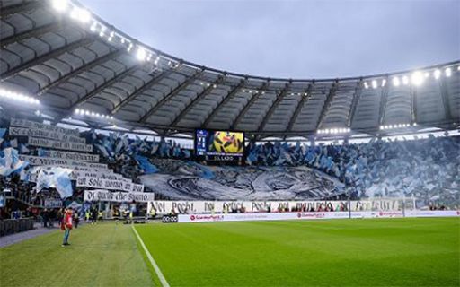 Calcio, giudice: un turno alla curva della Lazio, tre a Mancini