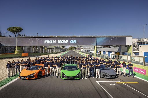 Lamborghini: consegne 2023 record, superata quota 10mila (+10%)