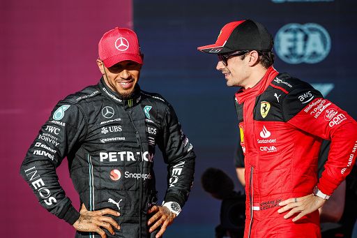 Ferrari: è ufficiale, Hamilton correrà nel 2025 con Leclerc