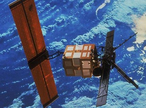 Esa, il satellite ERS-2 sta per rientrare nell’atmosfera terrestre