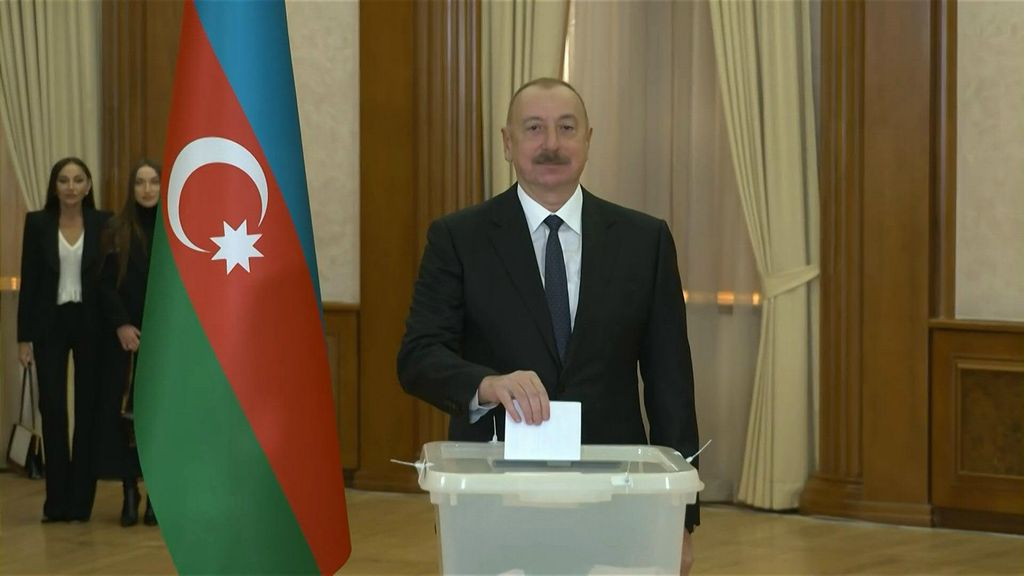 Presidenziali Azerbaigian, Aliyev stravince: oltre il 92% dei consensi