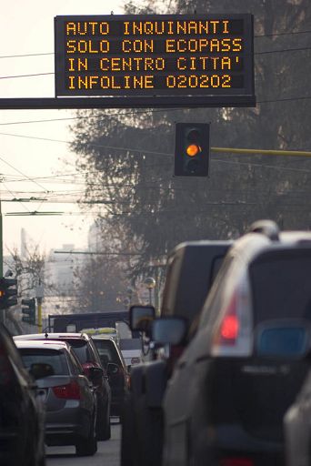 Smog in città, pediatri Sip: proteggere i bimbi. Ecco come