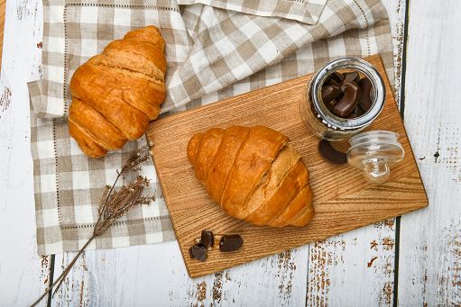 Il croissant protagonista nel mercato delle merendine: volumi 2023 +4,3%