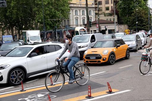 Smog, periferie più a rischio. Esperti: doppi i tassi di decesso