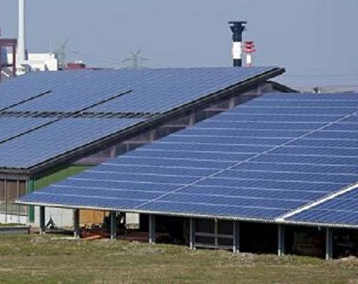 In Lombardia nuove regole per fotovoltaico e tutela aree agricole