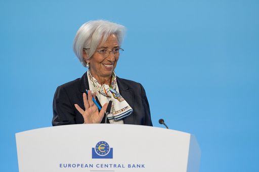 Bce, tassi fermi ma Lagarde lancia un chiaro segnale su giugno