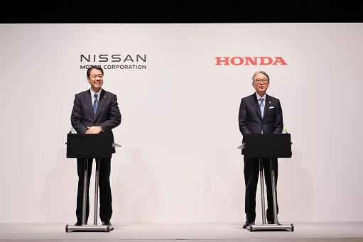 Nissan-Honda valutano partnership strategica auto elettrica