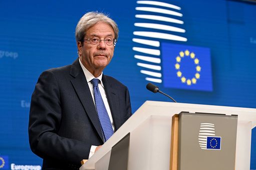 Gentiloni: l’Ue deve trovare il proprio ruolo nel mondo e può fungere da ponte