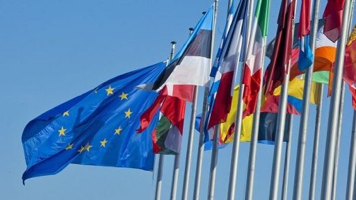 Commissione Ue propone nuove iniziative per la “laurea europea”