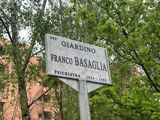 Milano ricorda Basaglia con un giardino davanti all’ex Paolo Pini