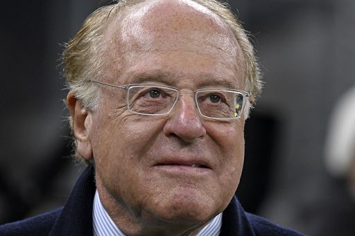 Scaroni (Enel): solo i salotti vedono la transizione energetica Ue