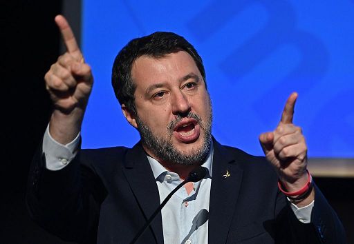 La Lega festeggia i 40 anni, Salvini sventola l’Autonomia