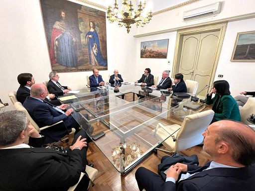 Sicilia, incontro Regione-Anci su costi per gestione rifiuti