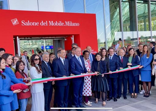 Inaugurata 62esima edizione Salone del Mobile con Urso e Santanchè