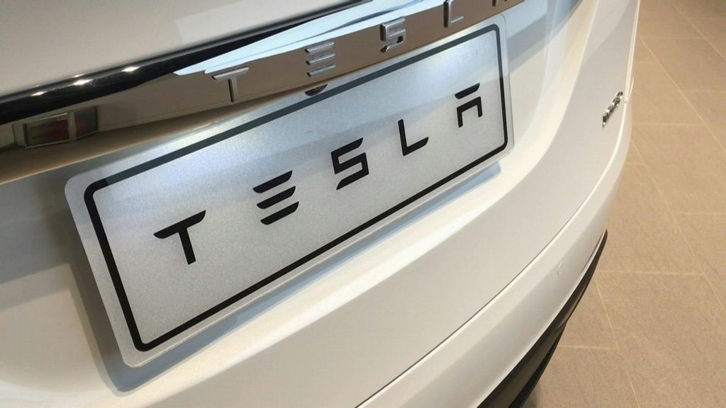 Tesla chiede voto azionisti su paga Musk e trasferimento in Texas