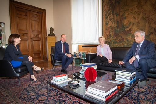 Von Der Leyen in visita a Palazzo della Valle con ministro Tajani