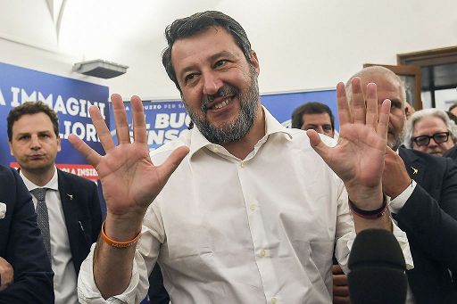 Salvini: entro l’anno si riparte con il nucleare