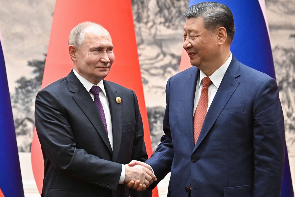 Putin da Xi: con la Cina cooperazione di “prospettive illimitate”