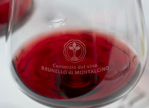 “Wine Spectator” celebra annata 2019 del Brunello che vola negli Usa