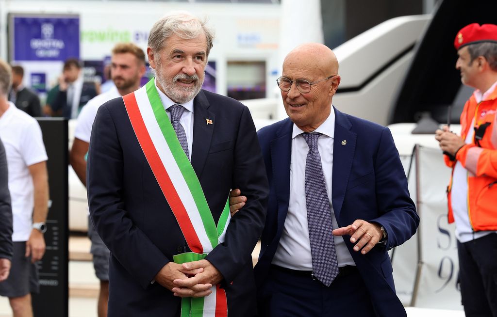 Genova, Piana visita sindaco Bucci in ospedale: pronto a tornare
