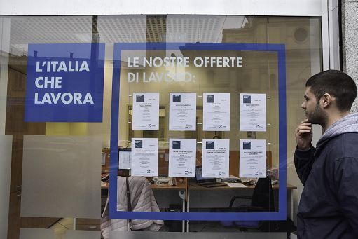 L’Istat: a maggio la disoccupazione è stabile al 6,8%