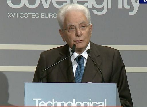 Ue, Mattarella: servono “campioni europei” nei settori tecnologici. In Italia deficit in Stem e ricerca