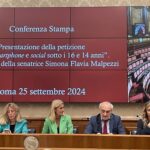 Petizione contro smartphone e social a minori in Commissione Infanzia