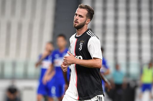 Calcio, Pjanic al Cska Mosca: “Non vedo l’ora di iniziare”