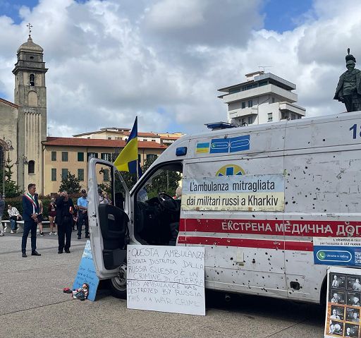 Ucraina, a Pisa ambulanza mitragliata nella regione di Kharkiv