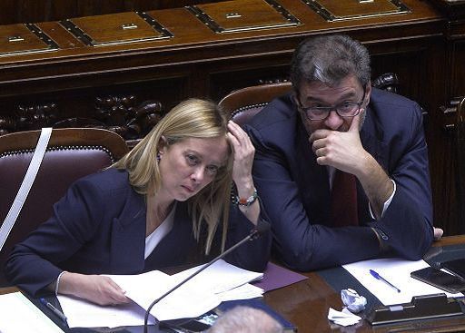 Governo cerca risorse, Meloni e Giorgetti chiedono tagli Ministeri