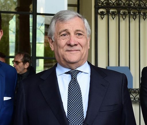 Tajani: “Nostri militari non sono Hezbollah. No a bombe contro Onu”