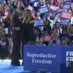 Usa2024, Beyoncé sul palco con Kamala Harris: “Facciamo la storia”