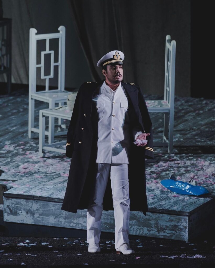 Il tenore napoletano Vincenzo Costanzo è Pinkerton in Madama Butterfly