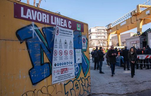 Manovra, Silvestri-Meleo (M5s): ancora tagli a fondi per Metro C Roma