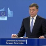 Ue, in audizione Dombrovkis sotto pressing riapre al debito comune