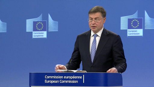 Ue, in audizione Dombrovkis sotto pressing riapre al debito comune