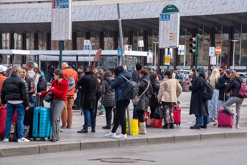 Trasporti, sindacati: adesione sciopero totale