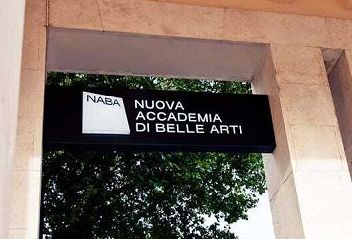 Cambiare copione contro la violenza di genere, continua lavoro NABA