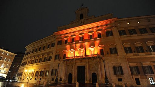 Violenza donne, lunedì Montecitorio si illumina di arancione